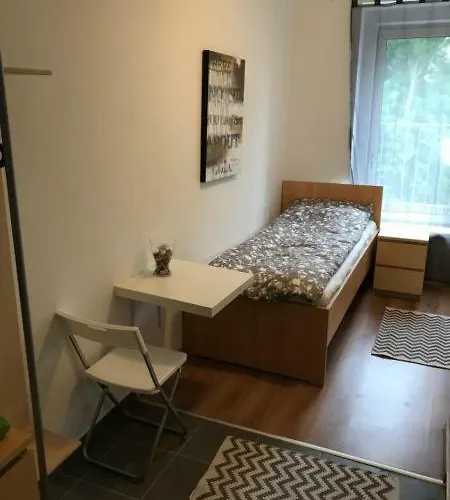 Arbeiterwohnungen Hauptbahnhof *